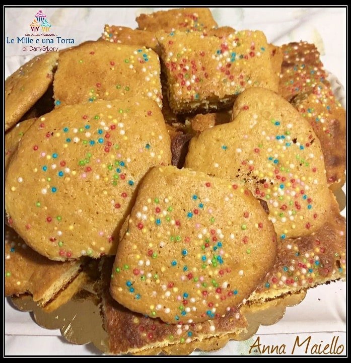 BISCOTTI DI PASQUA con confettini colorati