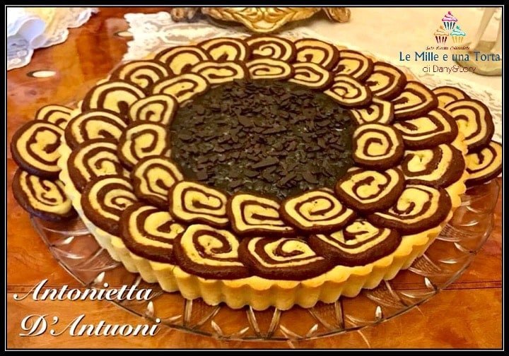 CROSTATA AL CIOCCOLATO, con biscottini bicolore