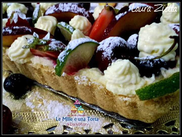 CROSTATA FREDDA CON CAMY CREAM E FRUTTA, senza bisogno di accendere il forno