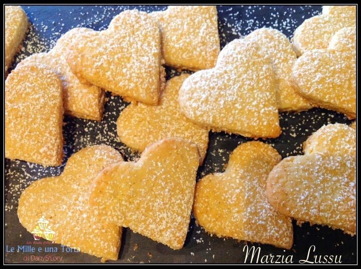 BISCOTTI AL COCCO