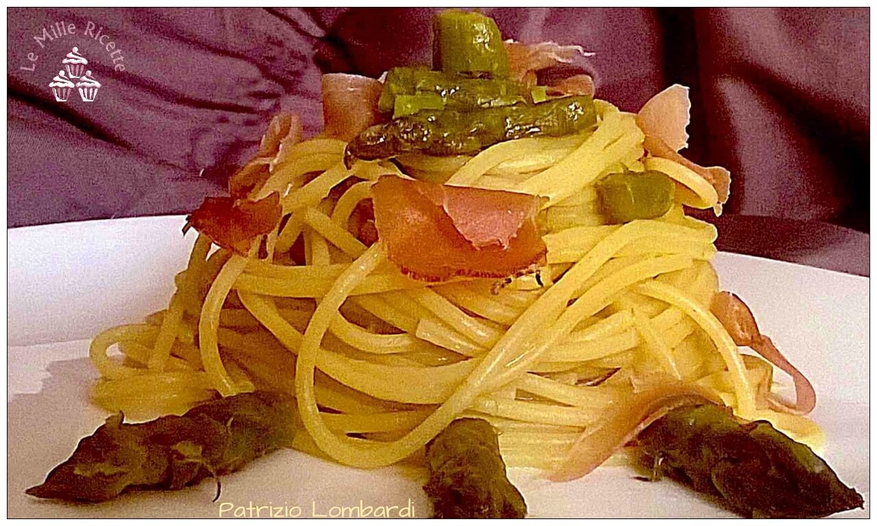 spaghetti con asparagi e speck