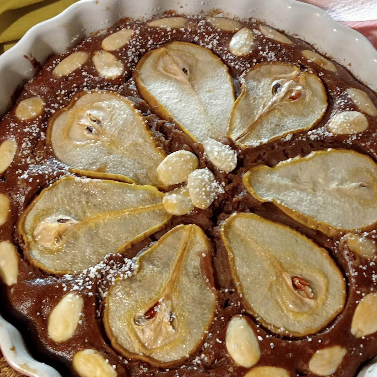 Torta di pere e carruba