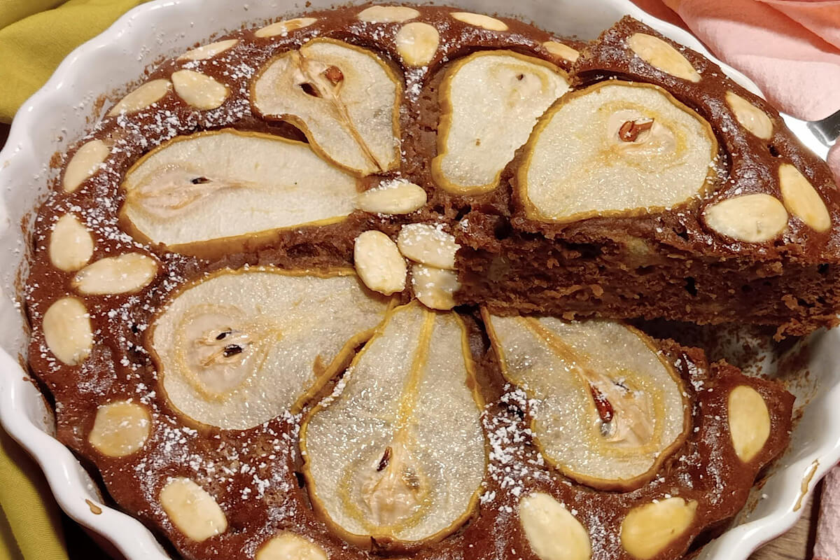 Torta di pere e carruba