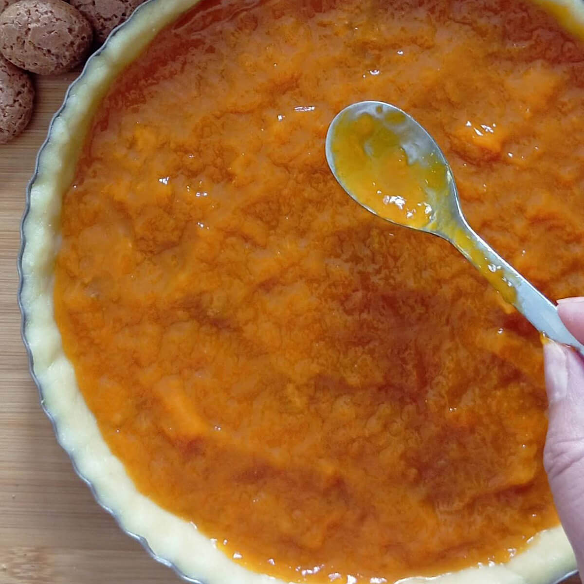Crostata alle albicocche con amaretti 1 Crostata alle albicocche con amaretti