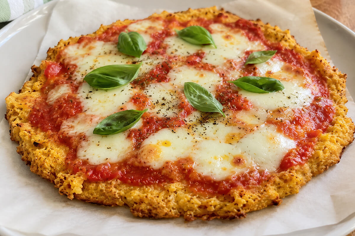 Pizza di ceci fit in friggitrice ad aria