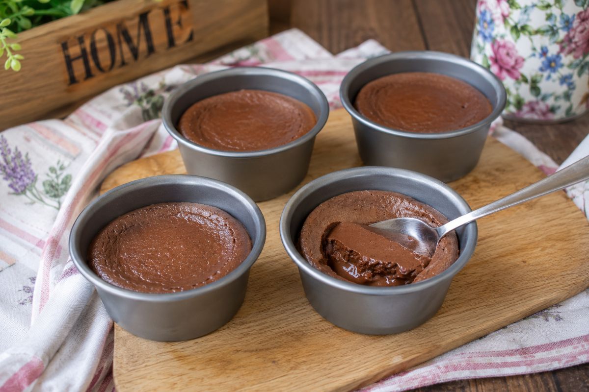 Brownies allo yogurt greco e cioccolato in friggitrice ad aria