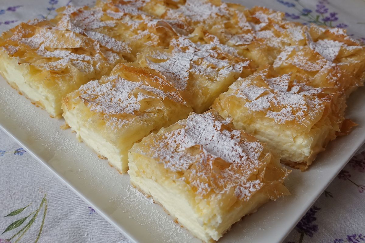 Cheesecake con pasta fillo e crema al limone
