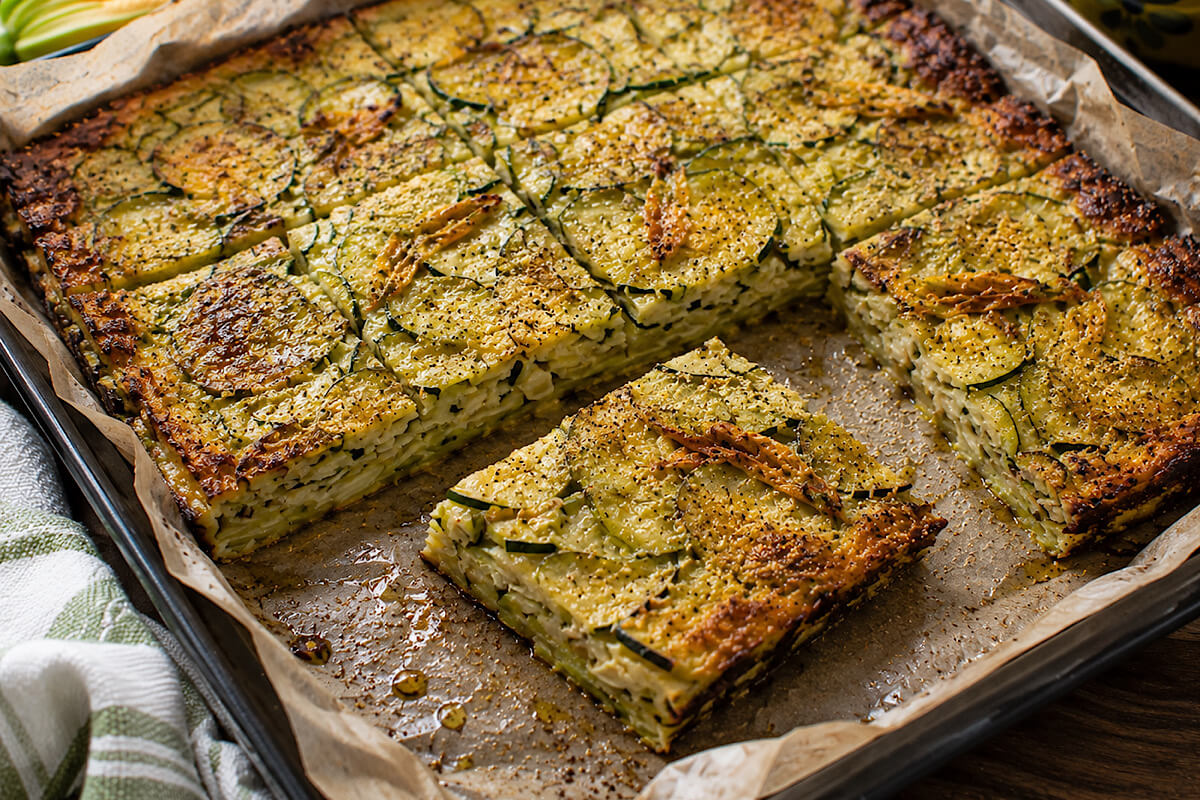 Scarpaccia camaiorese alle zucchine