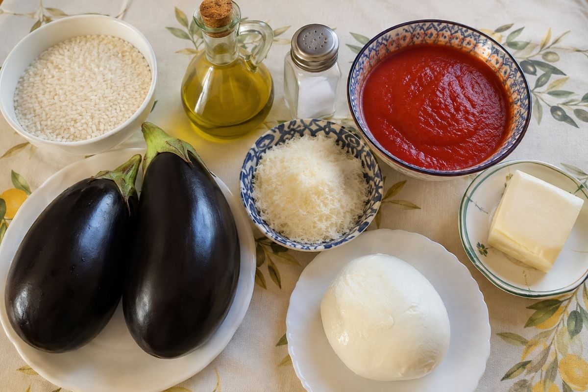 Involtini di melanzane con riso al pomodoro e formaggio, ingredienti
